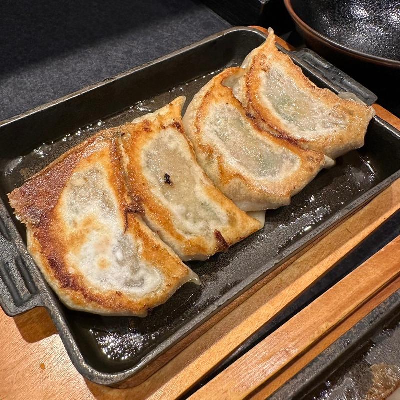 (餃子創作料理居酒屋　十色)
