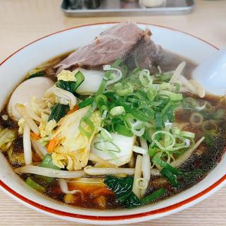 野菜ラーメン　醤油(らーめん 高〇 （たかまる）)