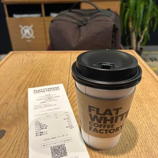 キャラメルラテ(FLAT WHITE COFFEE FACTORY 仙台空港店)