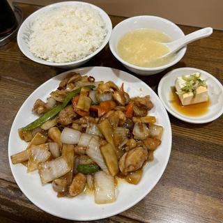 ホルモン炒め定食(雲海)