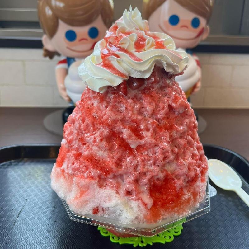 沢山のかき氷(赤塚製氷 弘水)