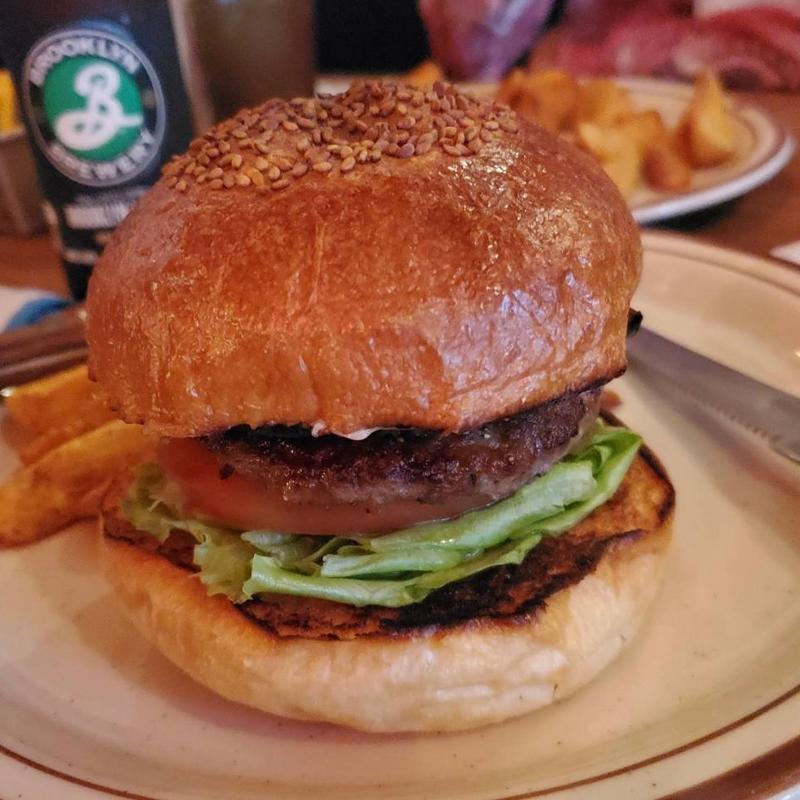 アメリカ産プレミアムアンガスビーフバーガー(CRITTERS BURGER)