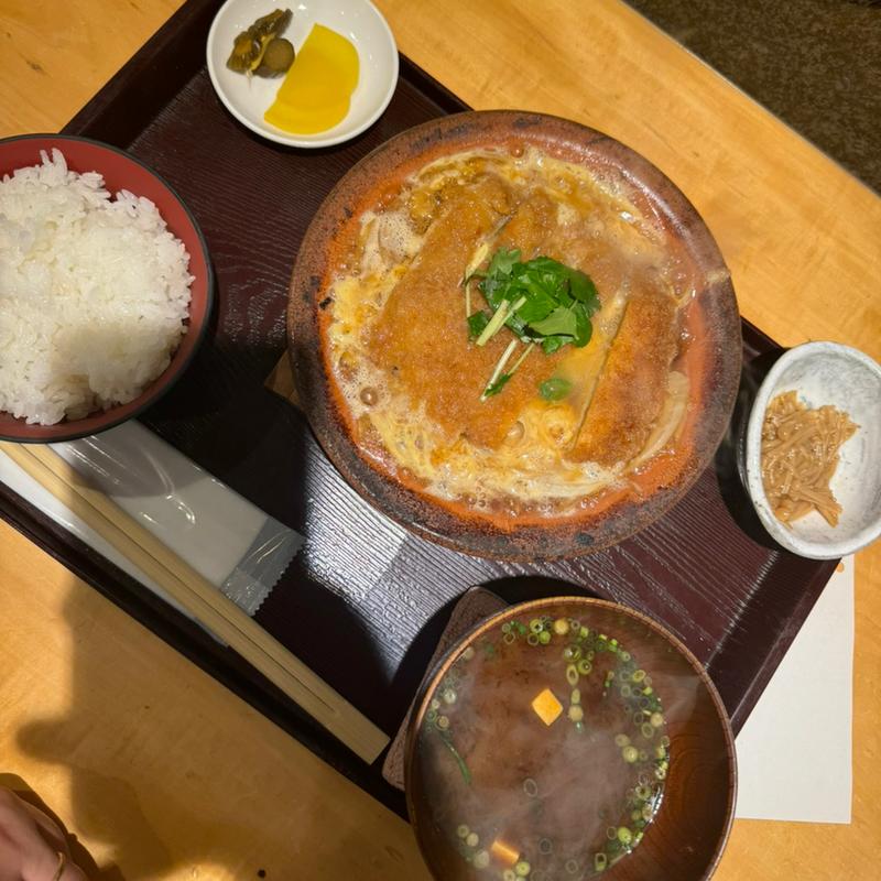 かつ鍋定食(志ん橋ひでや)