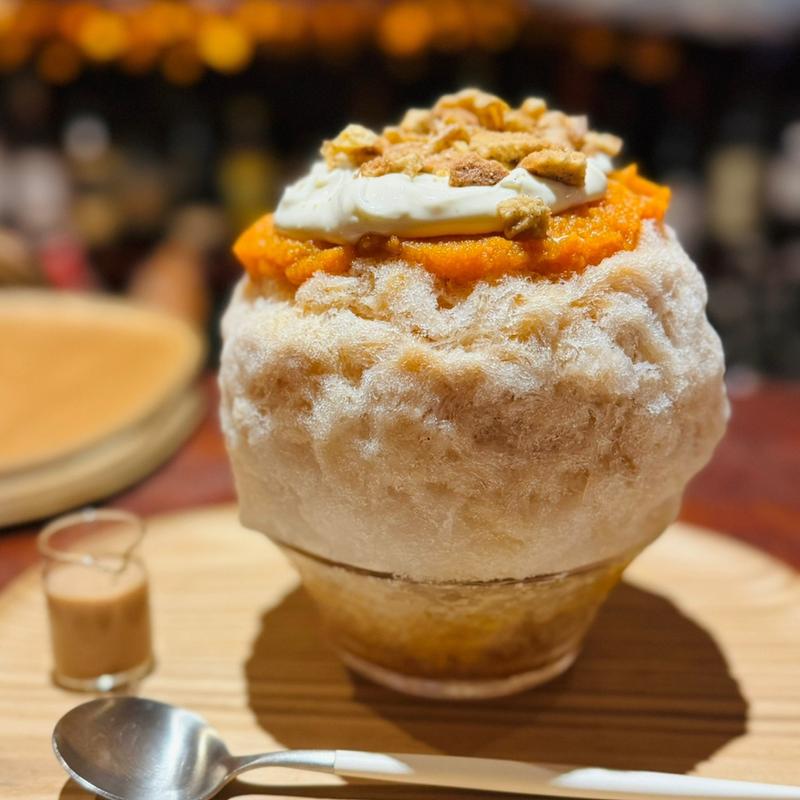 秋の実りのキャロットケーキ(かき氷 TAMAYURA)