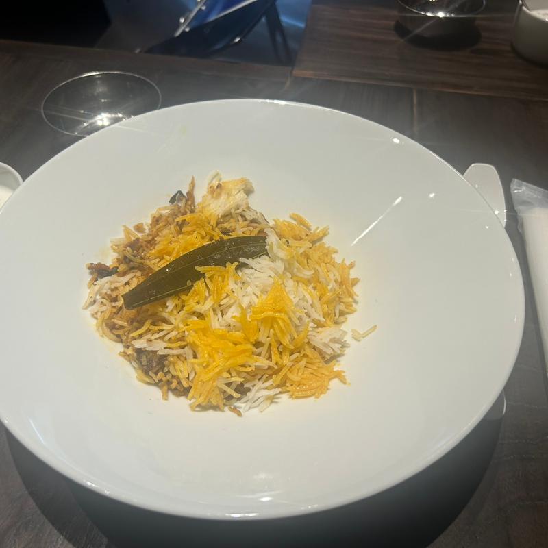 (ビリヤニ大澤)