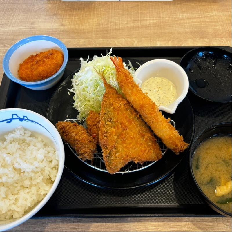 海鮮盛り合わせ定食(松屋 西尾店（松のや併設）)