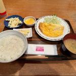 玉子焼き定食・Tマカロニサラダ(つるかめ食堂 歌舞伎町店)