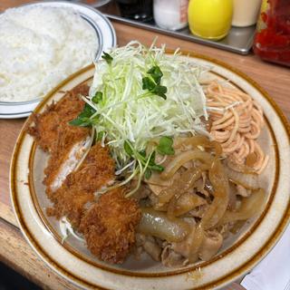 ヒラメフライ生姜焼きセット(キッチン南海 神保町店)