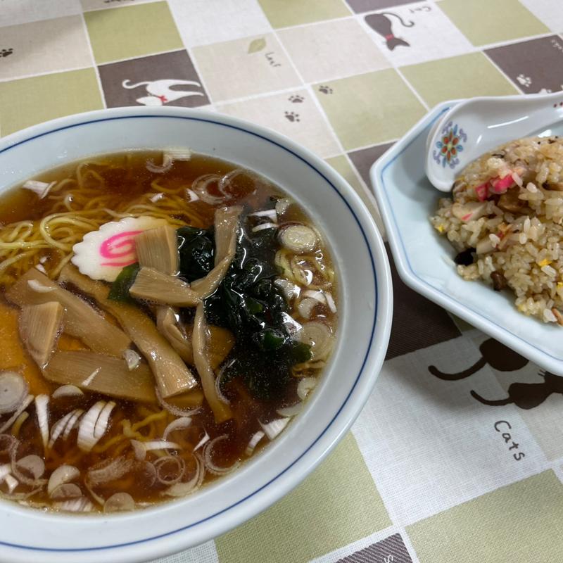 半チャーハン・ラーメン(平和軒)