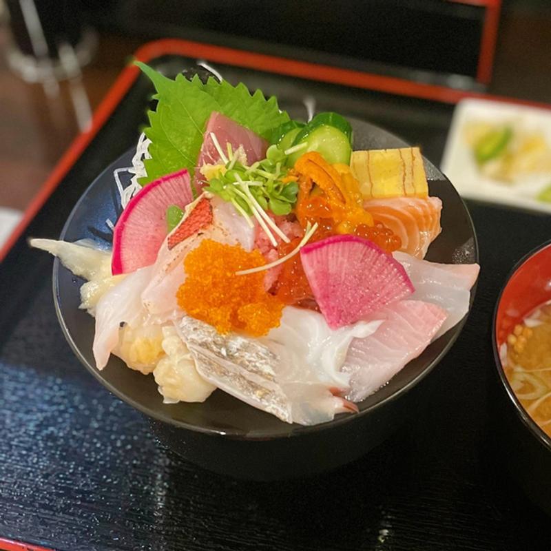 はれかぜ丼15種盛り(海鮮丼屋 はれかぜ)