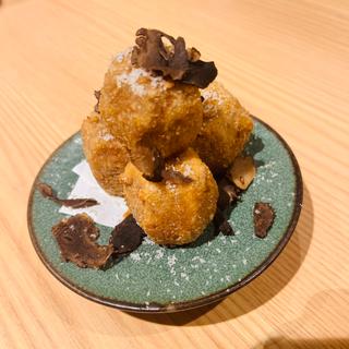 トリュフがけ里芋の唐揚げ(寿司トおでんにのや 大門店)