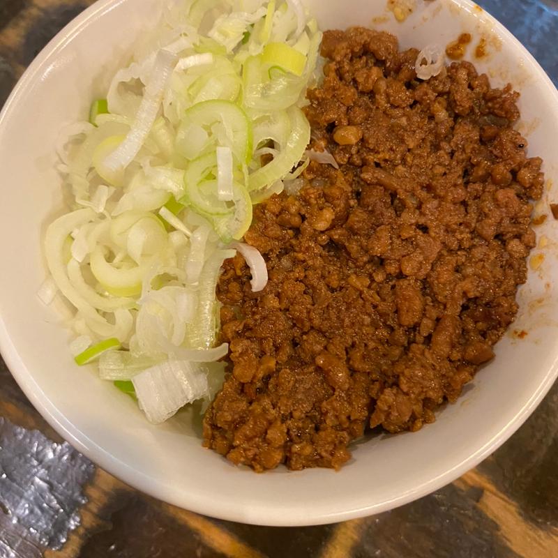 そぼろ丼(油虎 （アブトラ）)
