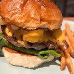 自家製ベーコンチーズバーガー(Lantern burger)
