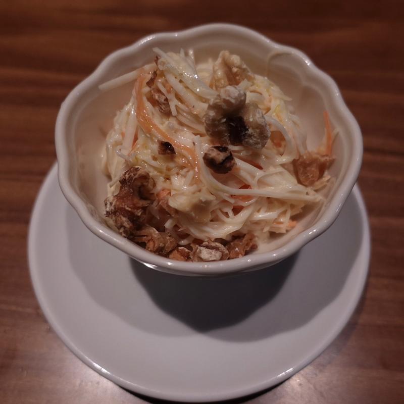 根セロリと人参のラペ(富士屋本店サクラステージ)