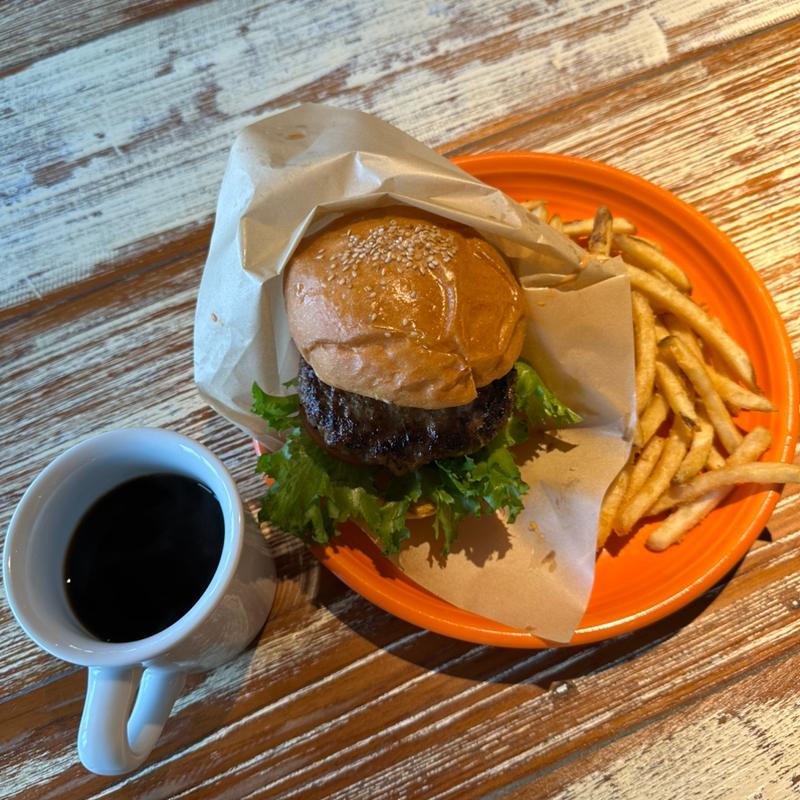 コナズバーガー(コナズ珈琲アメリカンビレッジ)