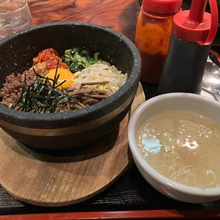 焼肉石焼きごはんランチ　のビビンパをチョイス(どんさん亭 )
