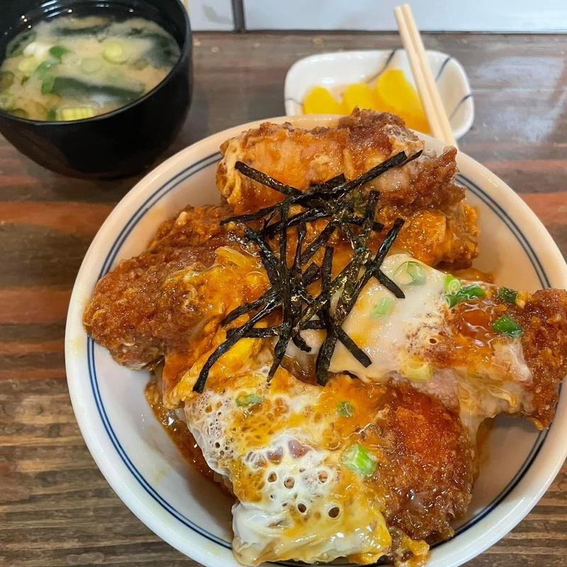 カツ丼(丸金食堂)