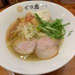 雲呑鶏塩ラーメン(麺処ぐり虎 海老名店)