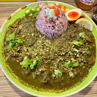 大豆ミートのほうれん草サグカレー(ナミニノカレー )