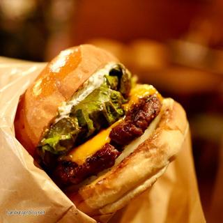 チーズバーガー(THE GRABBER hamburger pub)