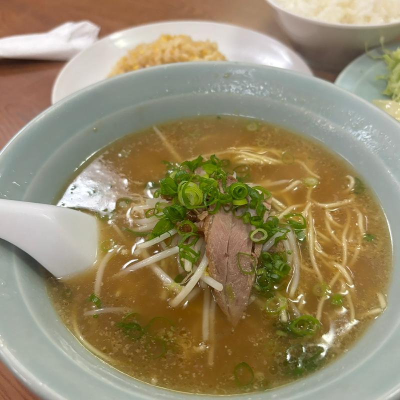 半チャンラーメン(八宝飯店)