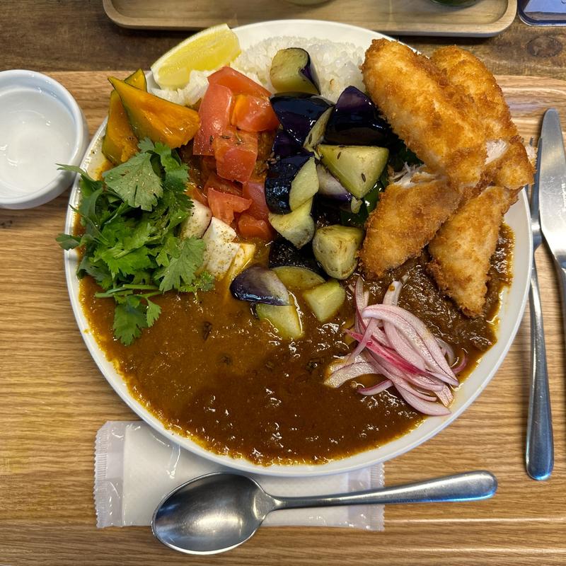 3種のカレーC(ブラウンオニオンカレーファクトリー)