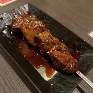 鳥レバー串焼(炭焼小屋 竜ちゃん)