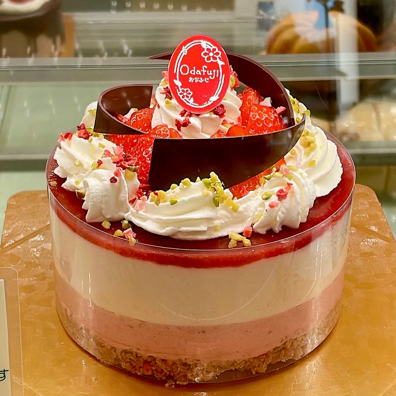 マスカルポーネの苺のティナミス(西洋菓子 おだふじ (大泉学園店))