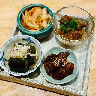 おばんざい4点盛り(焼鳥割烹しょうちゃん 吉祥寺別邸)