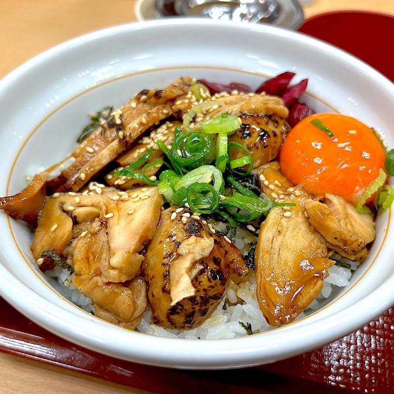 トロ玉炙り鶏丼(なか卯 狛江店 )