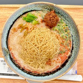 笠間栗だけを豪快にたっぷり120g(栗7個分)を絞った純モンブラン贅沢タンタン麺(活龍 道の駅かさま店)