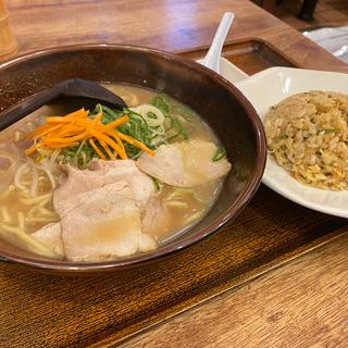 古潭ラーメン　ミニチャーハンセット(古潭 なんばCITY店)