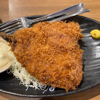 ■店仕込みのアジフライ■(個室完備 豊洲市場 さかな酒場 魚星 大井町駅阪急大井町ガーデン店)