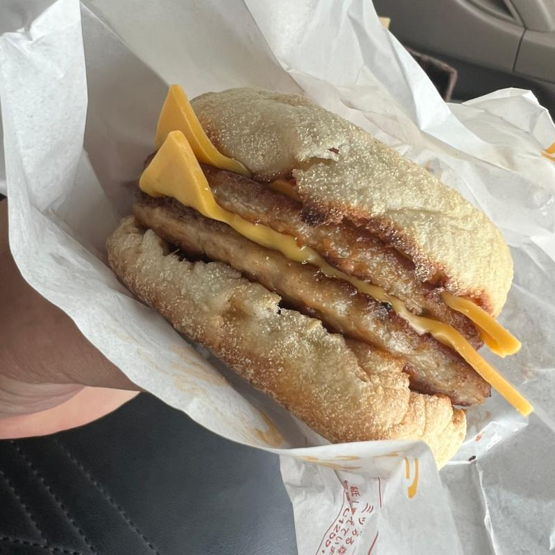 ダブチソーセージマフィン(マクドナルド 加古川池田店)