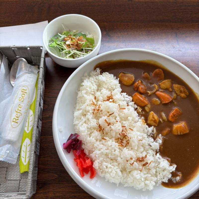 帆立カレー(ダイニング カフェ ピーベリー)