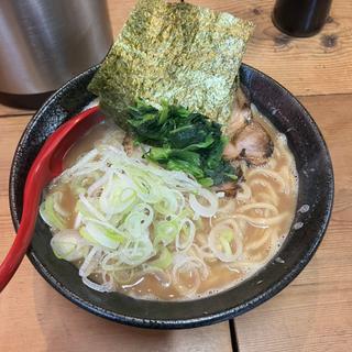 家系ラーメン（中200g）