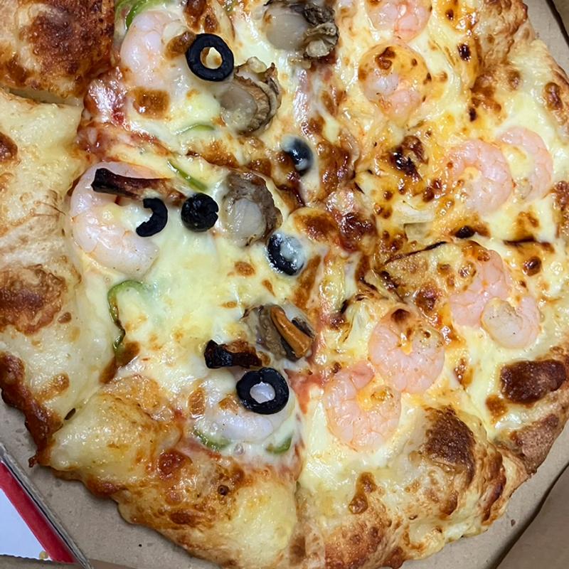 海鮮グルメ&海老マヨ(オーシャンズピザ)