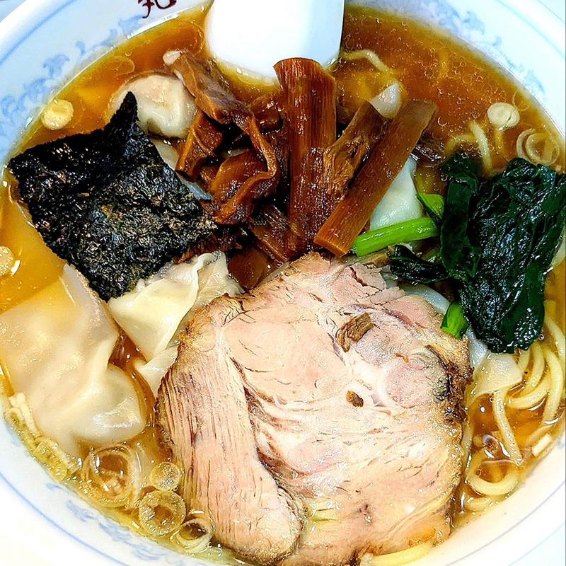 ワンタンメン(丸信)