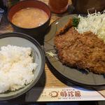 紙かつ定食(豚珍館 （とんちんかん）)