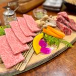 上カルビと厚切りハラミ(米沢牛炭火焼肉 上杉 )