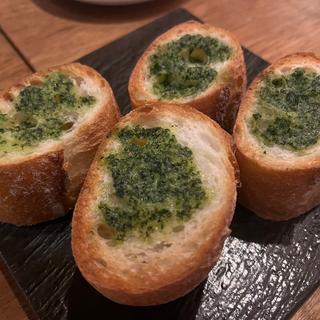 ガーリックトースト（4個）(trattoria 漣)