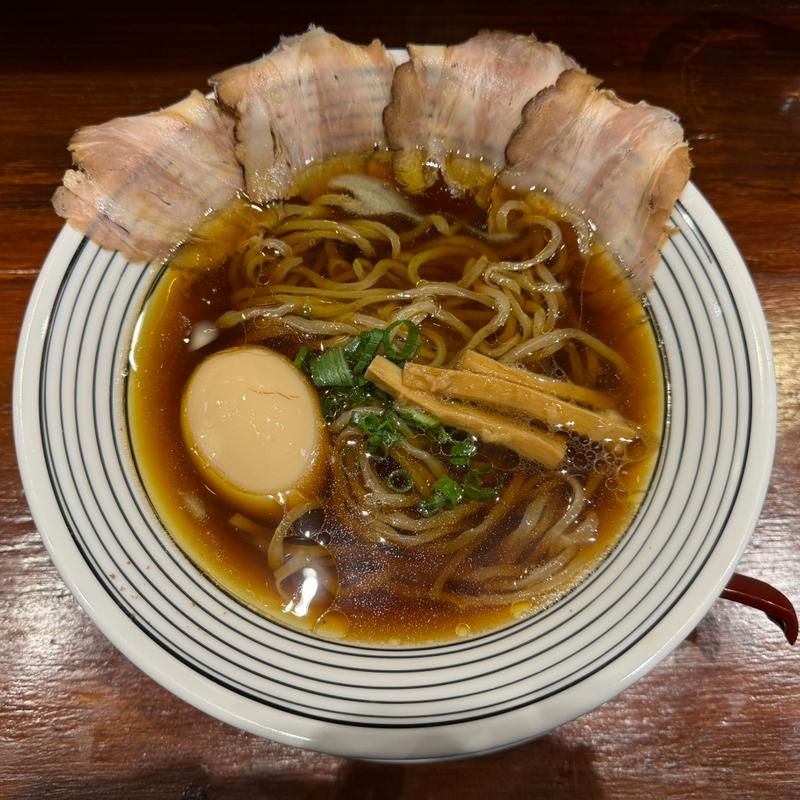 醤油らぁめん(地鶏らぁめん 彩)