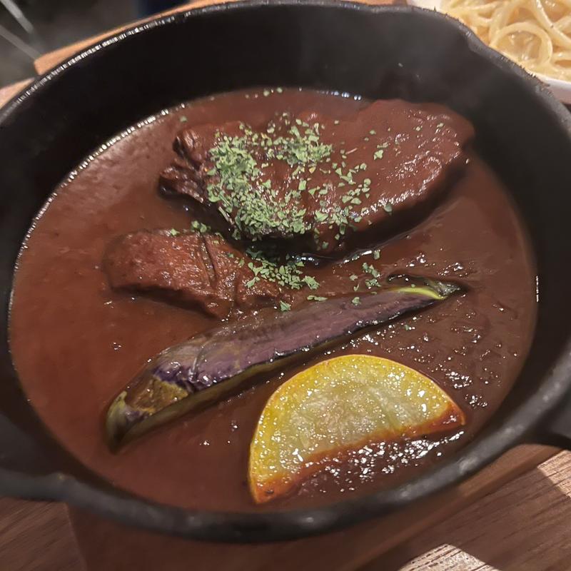 国産牛ホホ肉の赤ワイン煮込み(trattoria 漣)