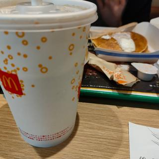 アイスコーヒー　M(マクドナルド 秋川店)