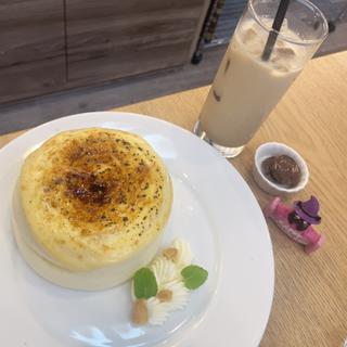 ブリュレパンケーキ&アイスカフェラテ(トイチパンケーキ toichipancake 北堀江店)