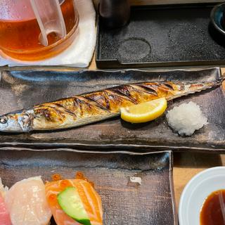 秋刀魚塩焼き(丸万寿司 本店)