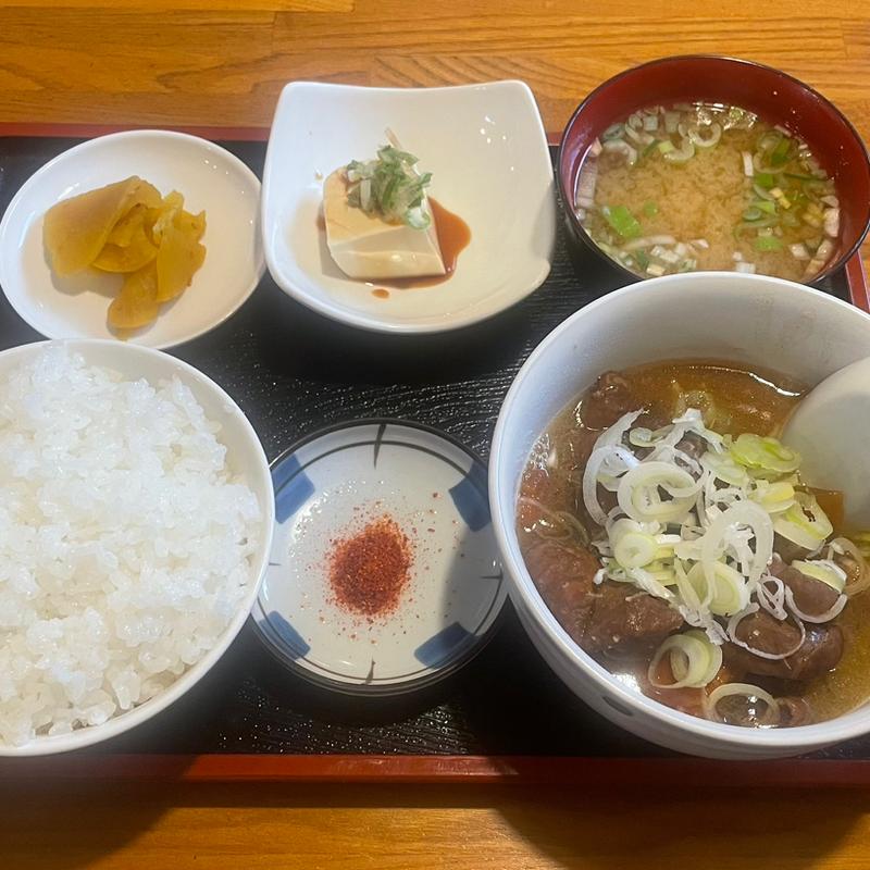 俺のもつ煮定食(感謝亭)