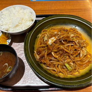 みそ焼きうどん定食(味蔵 東名阪自動車道御在所エクスパーザ上り線 )
