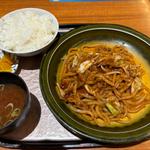 みそ焼きうどん定食(味蔵 東名阪自動車道御在所エクスパーザ上り線 )