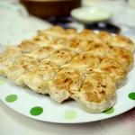 焼き餃子(べんり屋 玉玲瓏 （ベンリヤ イウリンロン）)